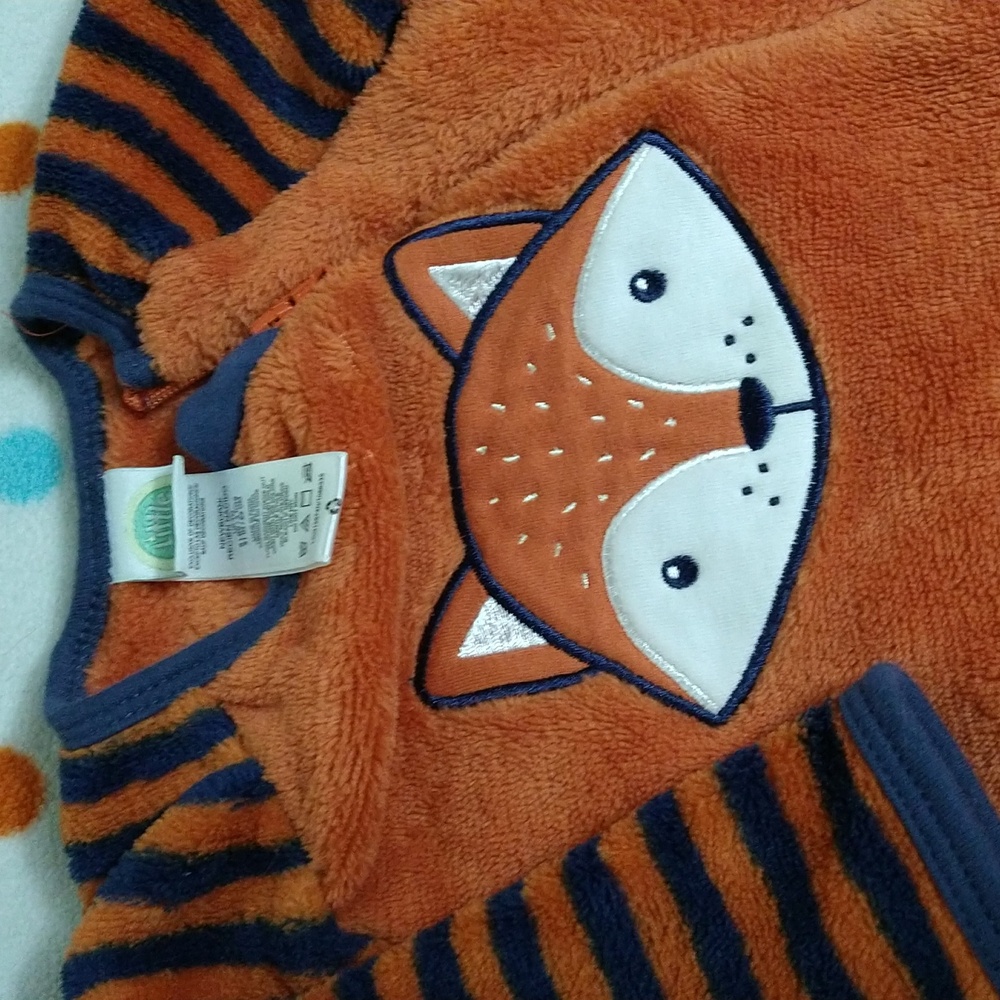 7 Items Little Me & More Fox Baby Themed, Blanket and Towel, Clothing Set - Picture 9 of 16